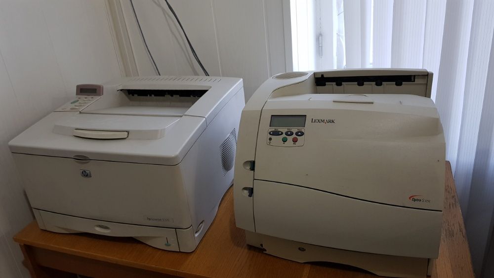 Лазерный цветной принтер А3 HP color laser jet 5550