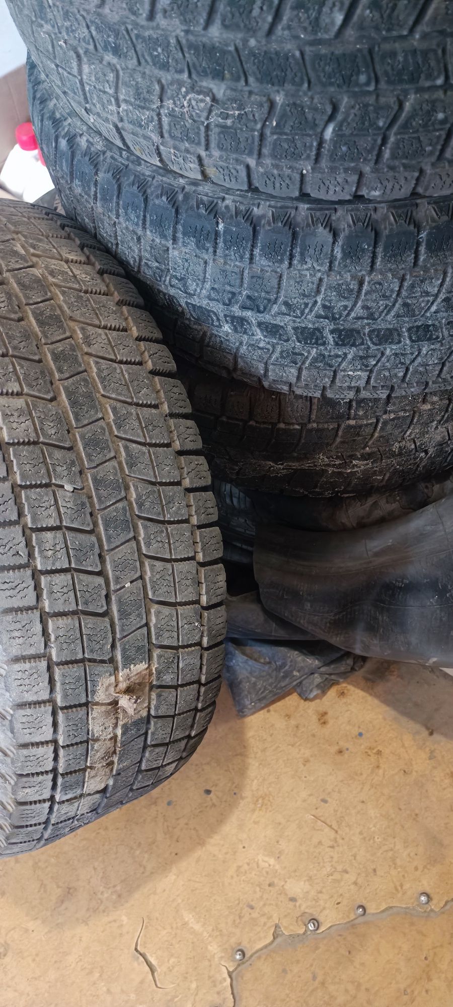 Продам комплект всесезонка 215/65/15