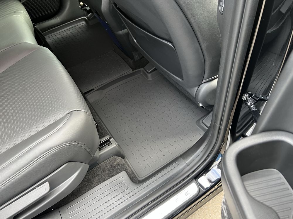 Коврики в салон Hyundai Santa Fe с 2024+