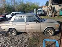 Автомобиль ваз-2103