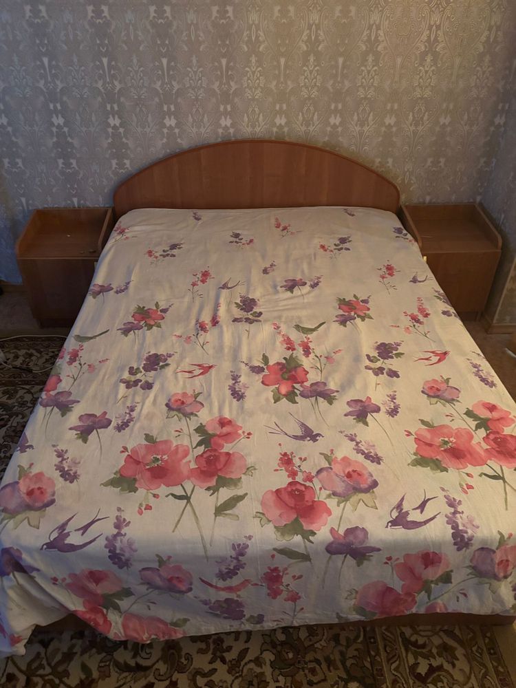 Продам спальный и кровать