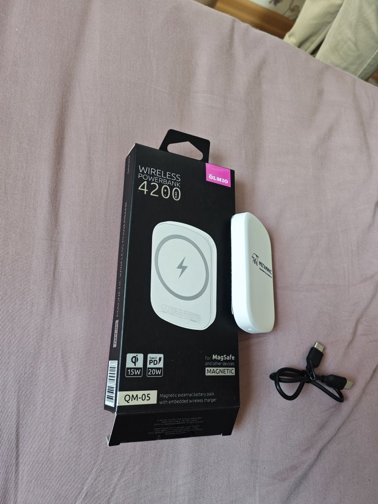 Power bank, беспроводной 4200