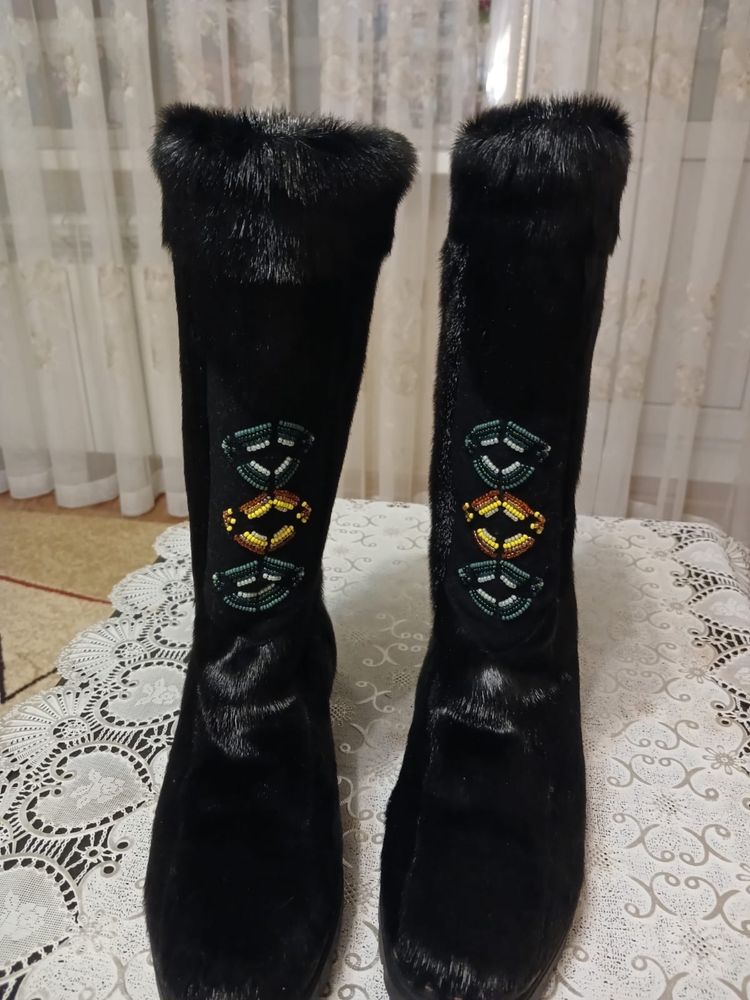 Продам натуральные унты НОВЫЕ!!! Якутские кисы