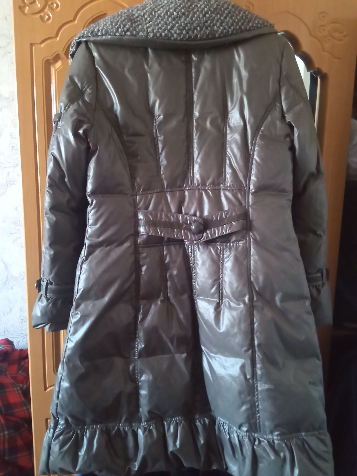 Продам зимнюю куртку и пальто