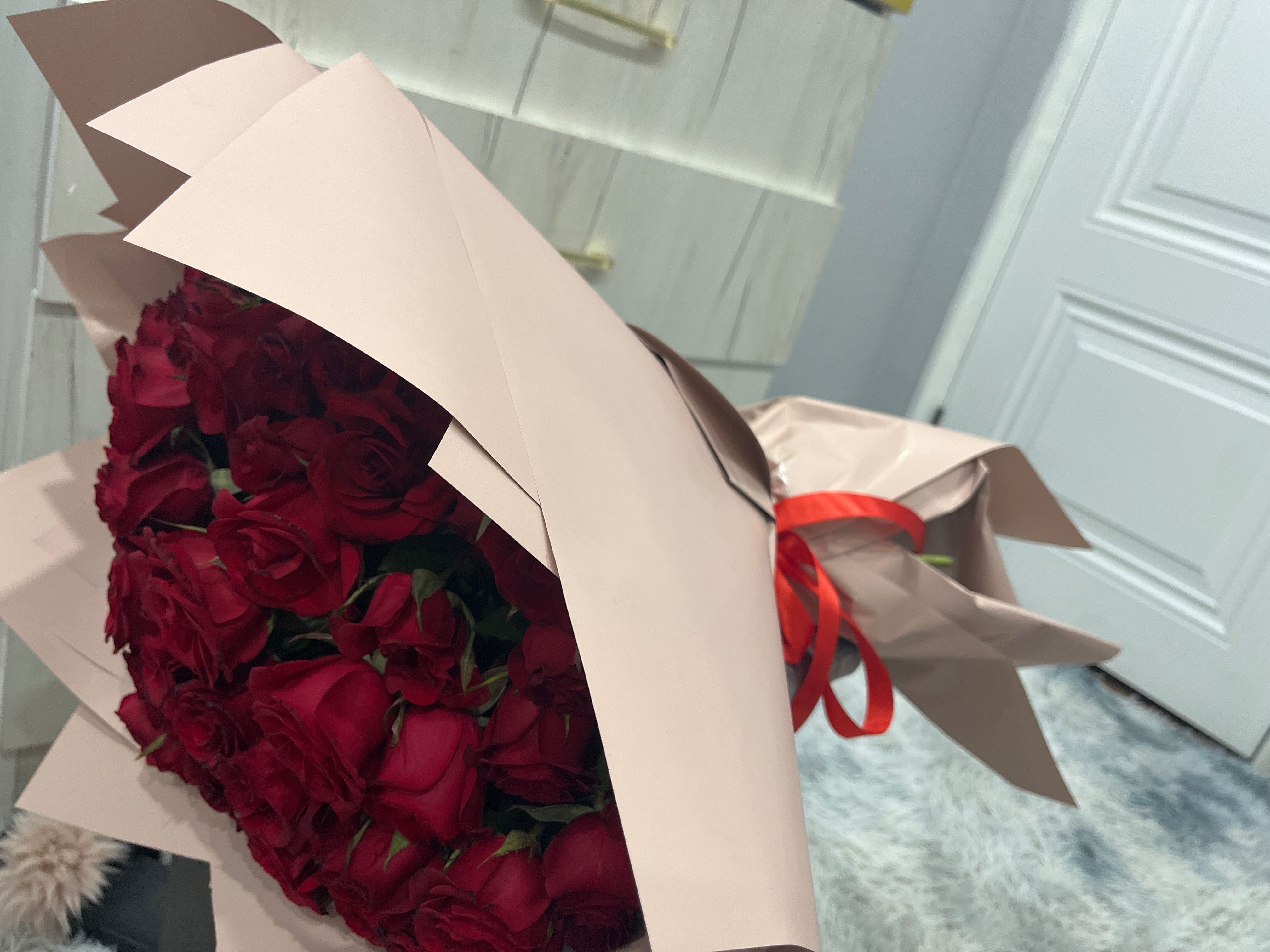 Метровые розы 25+ штук