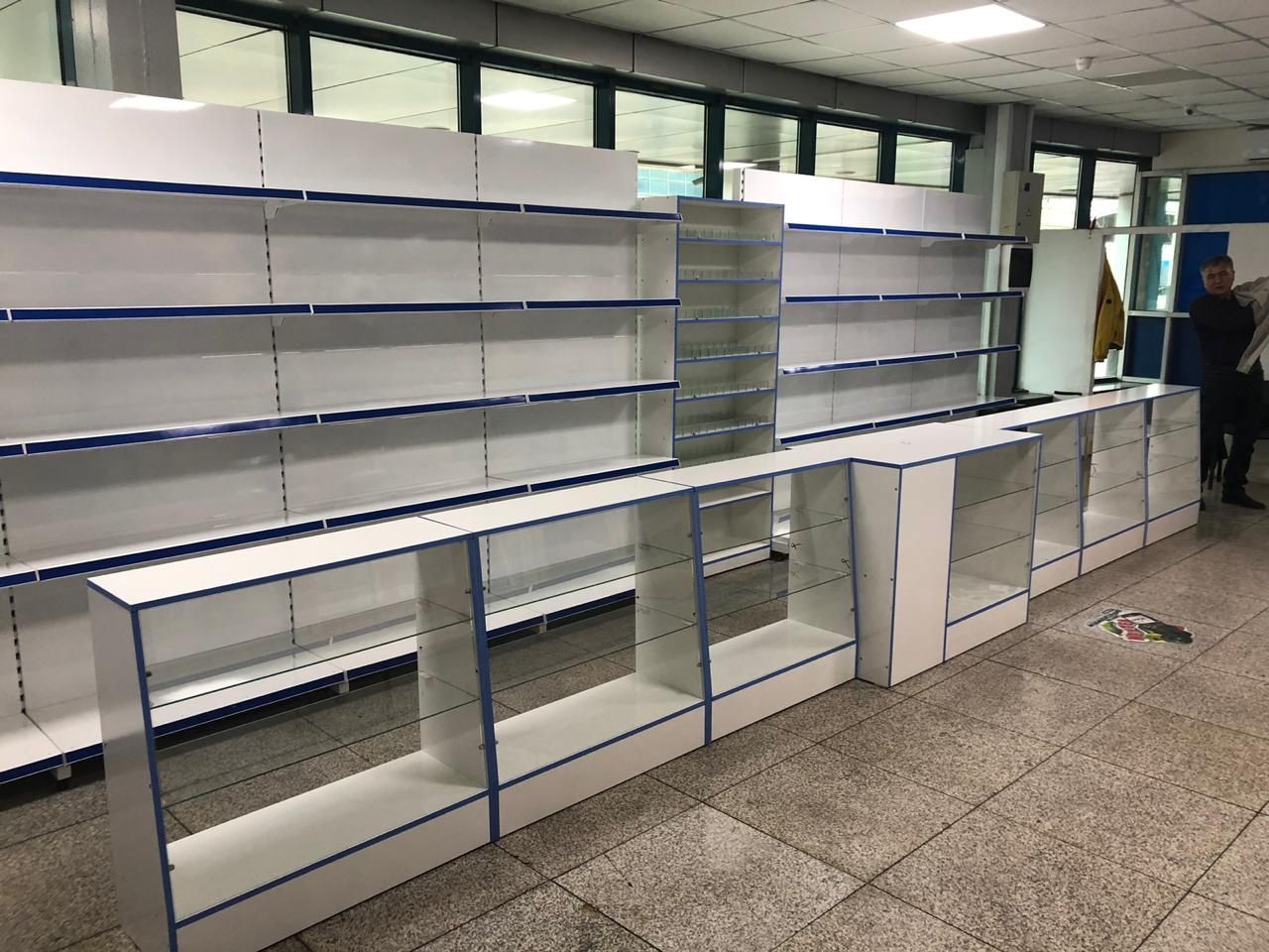 Все виды стеллажей и полки для магазина