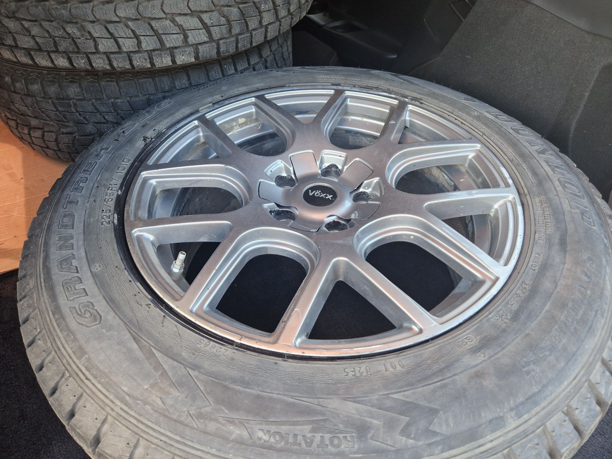 Диски с резиной r17 на Toyota, Nissan, Mitsubishi, BMW