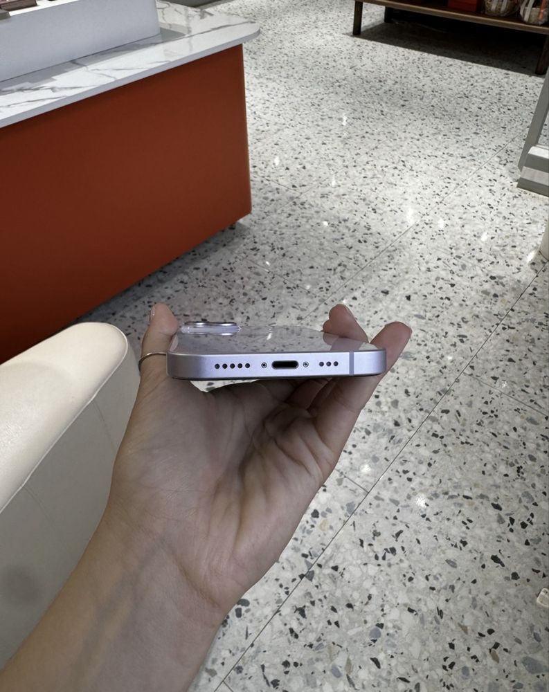 Iphone 14 128гб фиалетовый цвет.