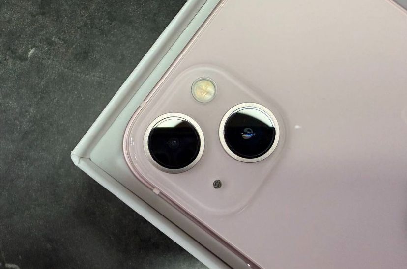 iPhone 13 с гарантией