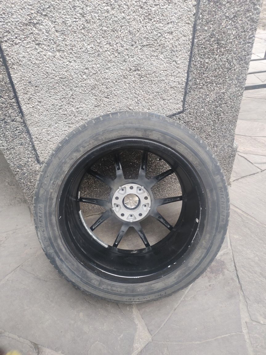 Диск с резиной BMW  255 45 R18