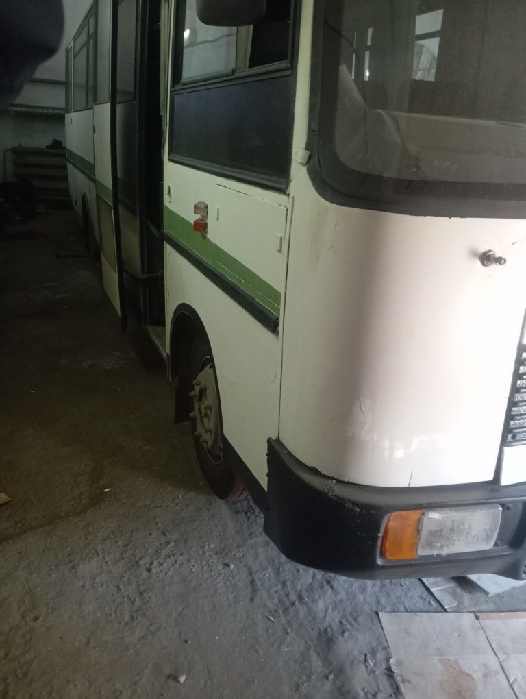 Продам автобус мерседес
