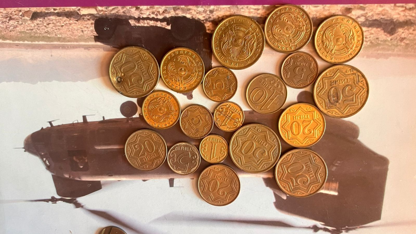 Продам монеты разные есть и двухфазные