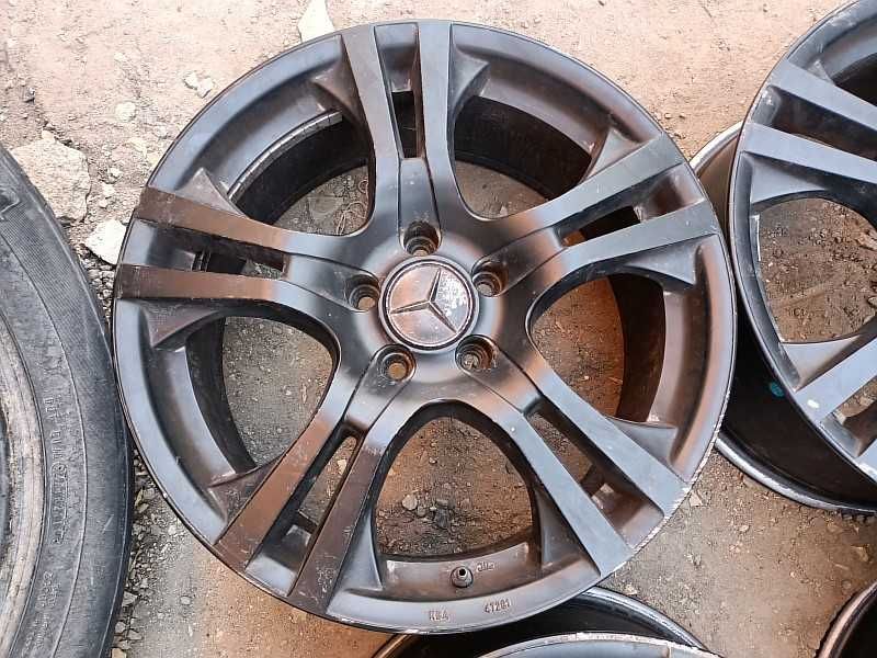 Продам оригинальные легкосплавные диски "Platin" на Mercedes