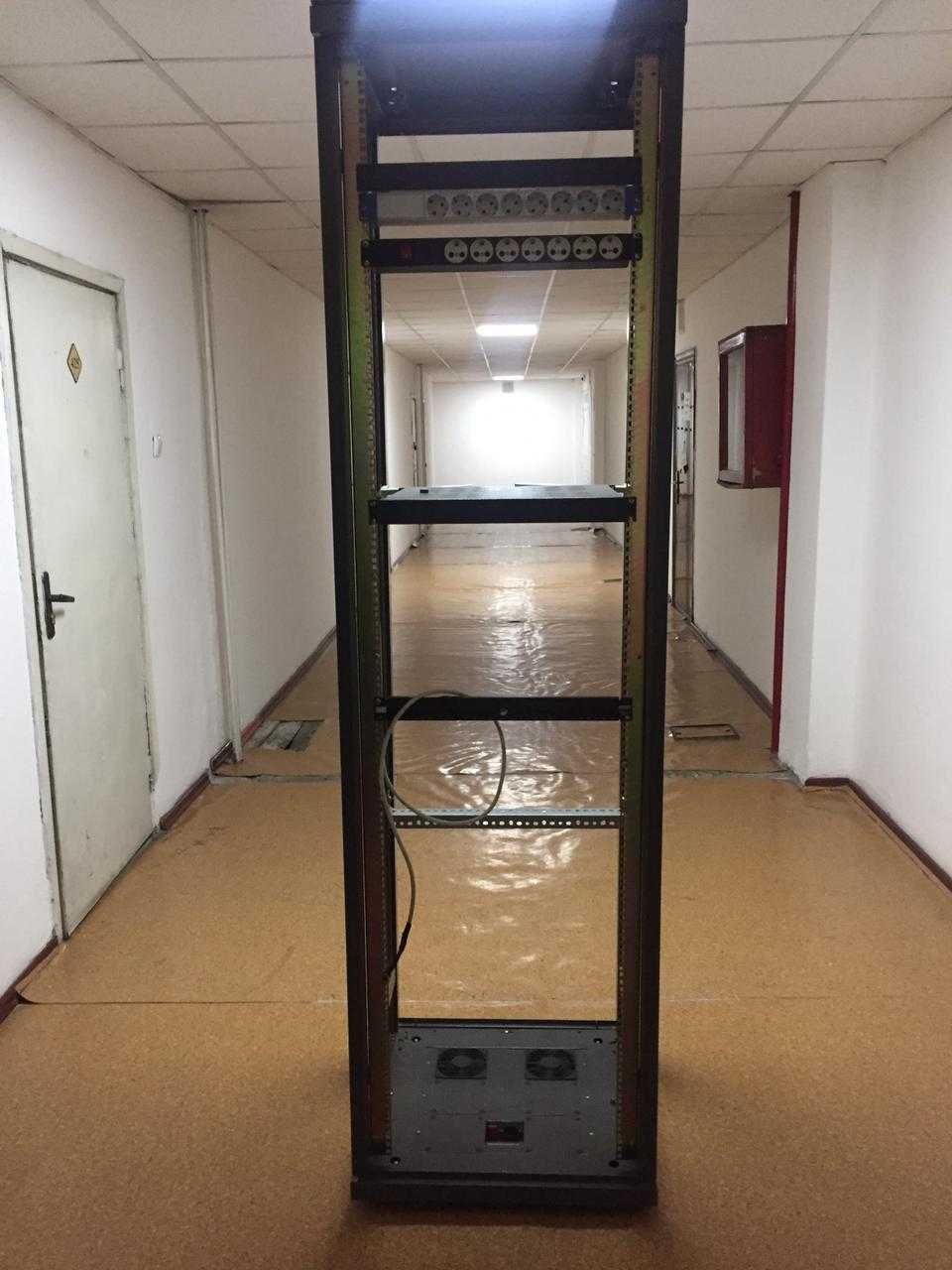 IT and Server Rack