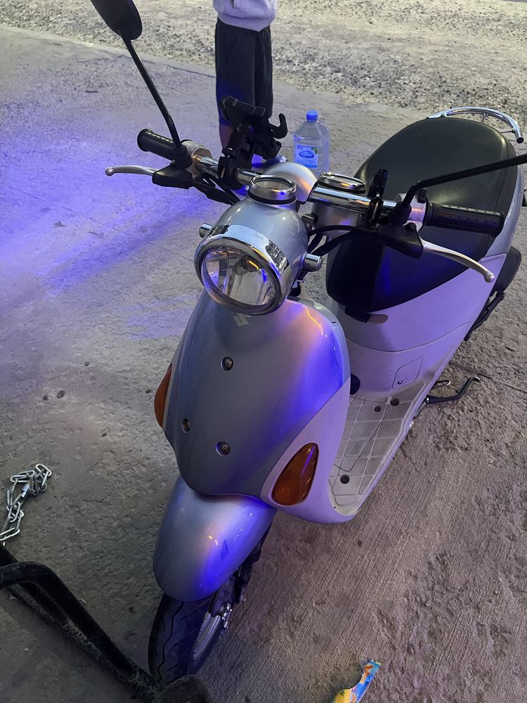 suzuki lets 4 pallet