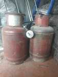 Продаю газовый балон. 2 шт с редуктором.1 балон 5000.