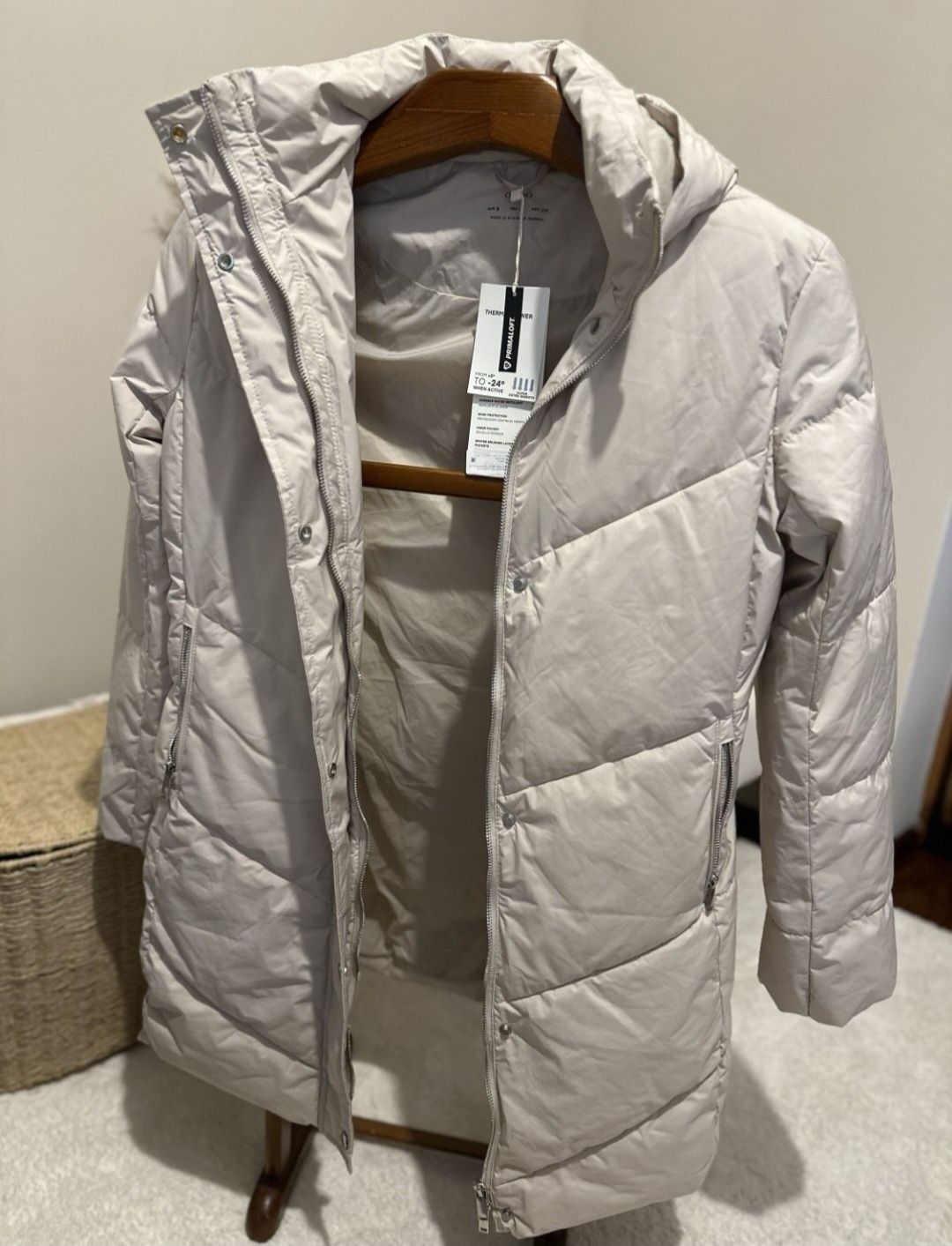 Продам куртку Oysho