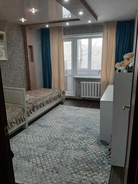 2х комн. 7 мкр. 3эт/5 Не угловая, раздельные комнаты1973 Панель 48кв.м