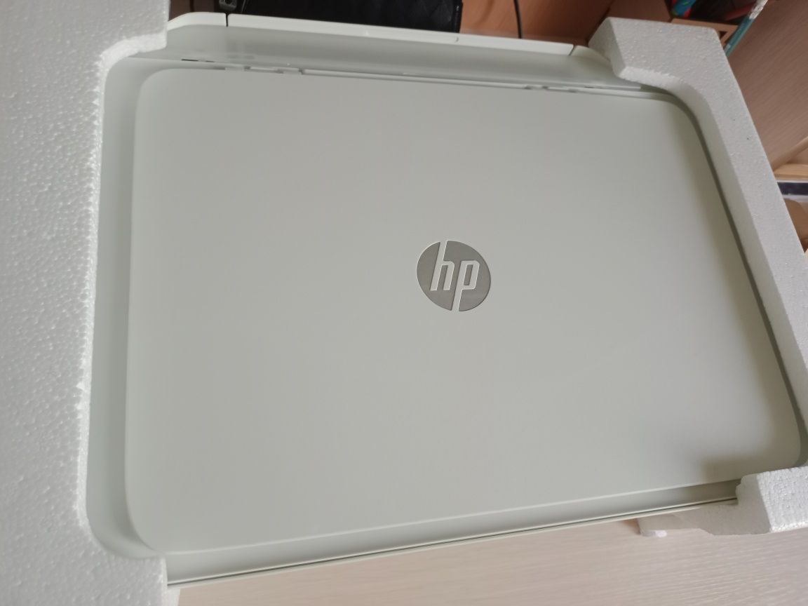 Продам цветной принтер МФУ HP Desk get