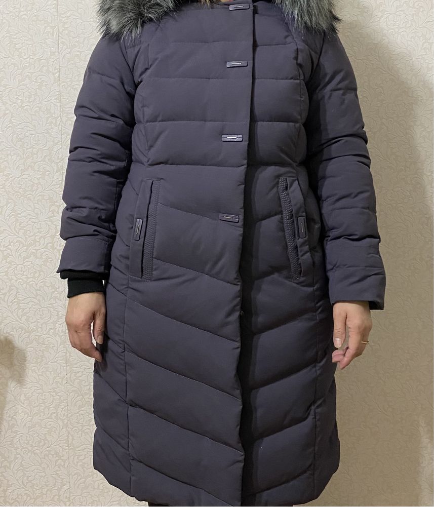 Продам новый зимний пуховик