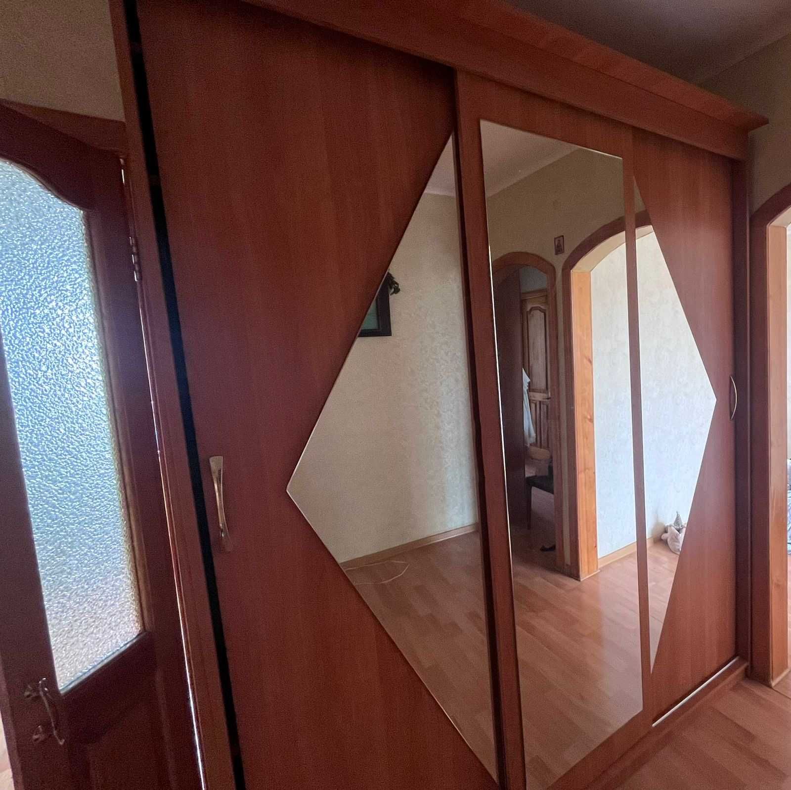 продам шкаф-купе б/у