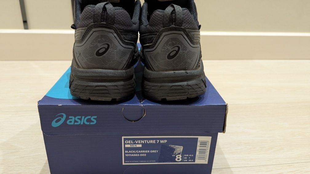 Кроссовки Asics размер US 8 демисезон