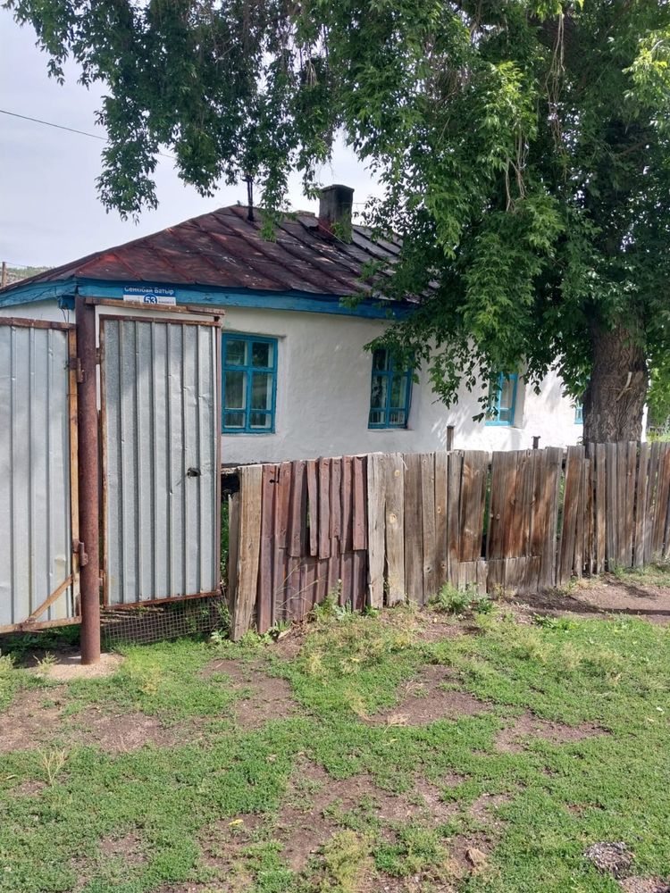 Продается частный дом, г. Каркаралинск,по адресу ул. Сенкибай Батыр 53