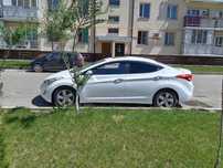 Hyundai Avante 2011 год.