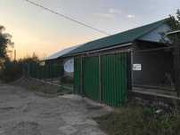 Срочно продам 5х ком квартиру в доме на 2 хозяина с земельным участком