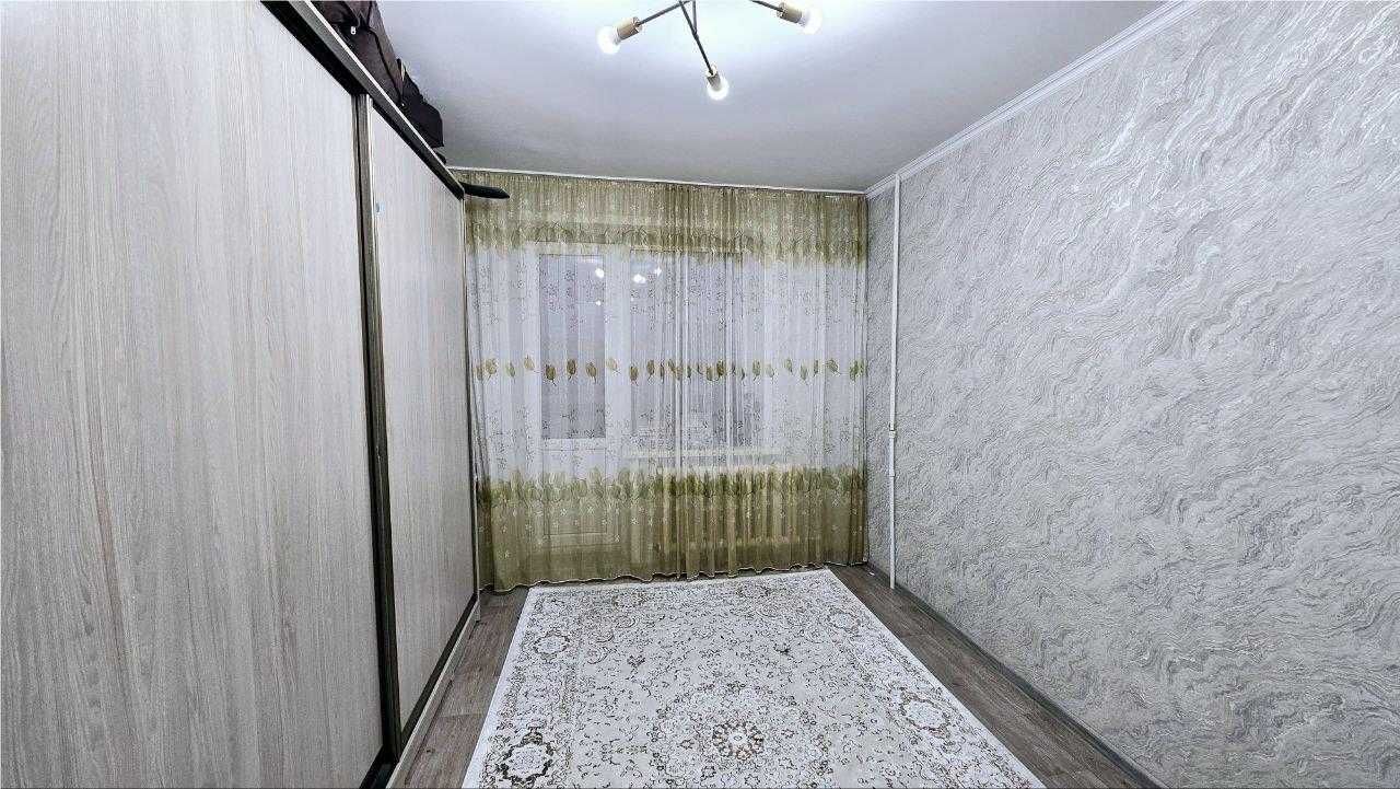 Продам 3х квартиру на 8 мкр (3-4) кольцо
