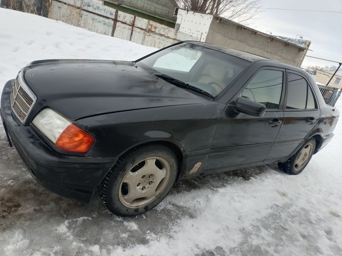 Продаю мерс С180