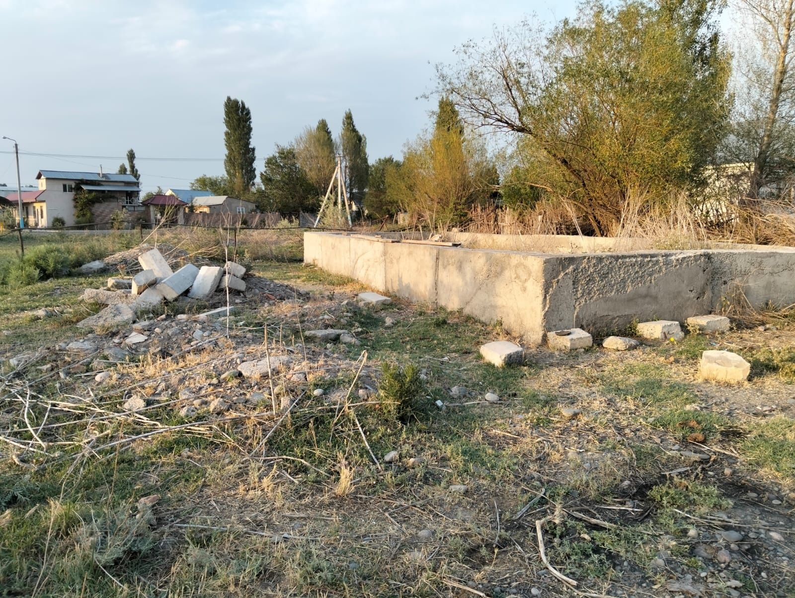 Продаётся участок 10соток село ровное