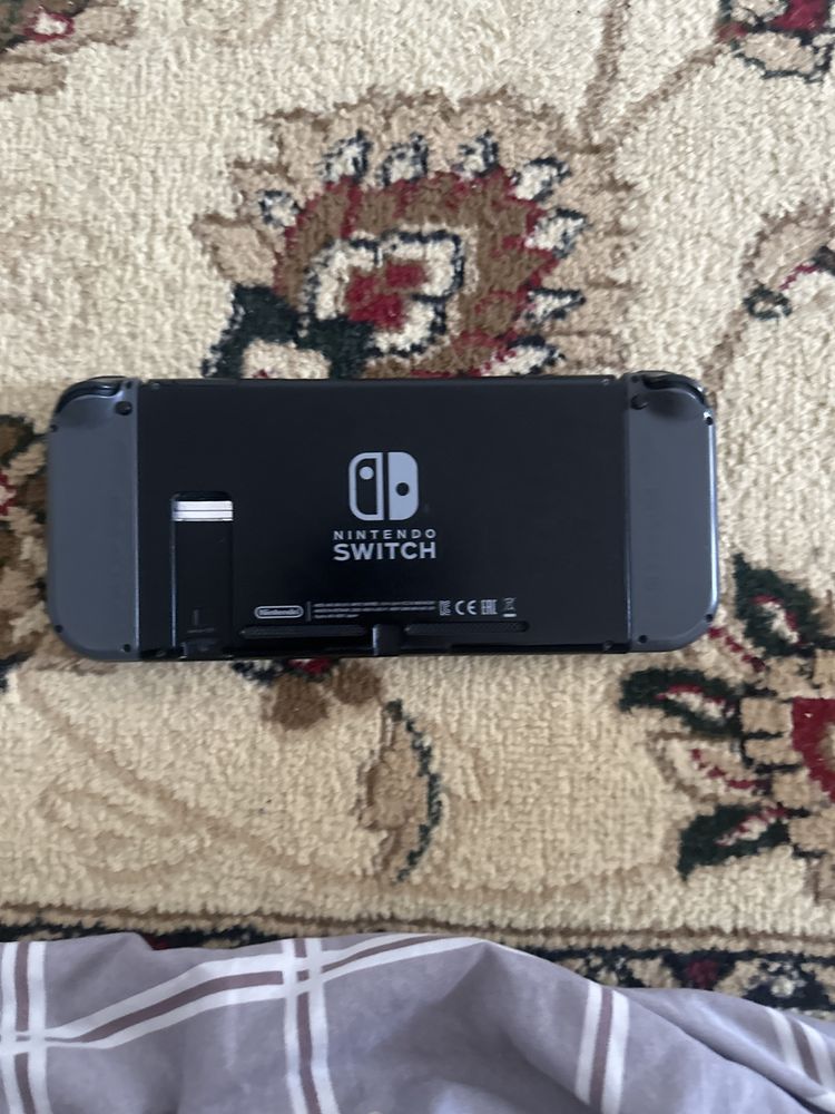 Продаю Nintendo switch