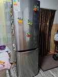 Продаётся холодильник, в отличном состоянии, высота 1.90 ширина 60 по