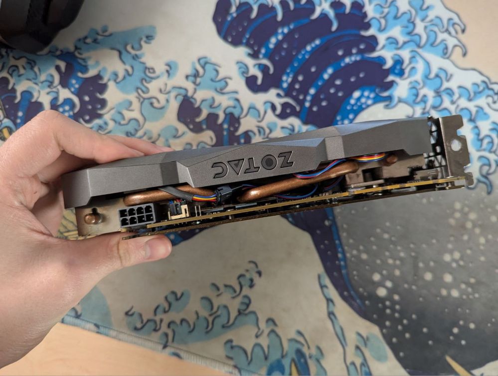 Продам Gtx 1070 Ti Zotac mini