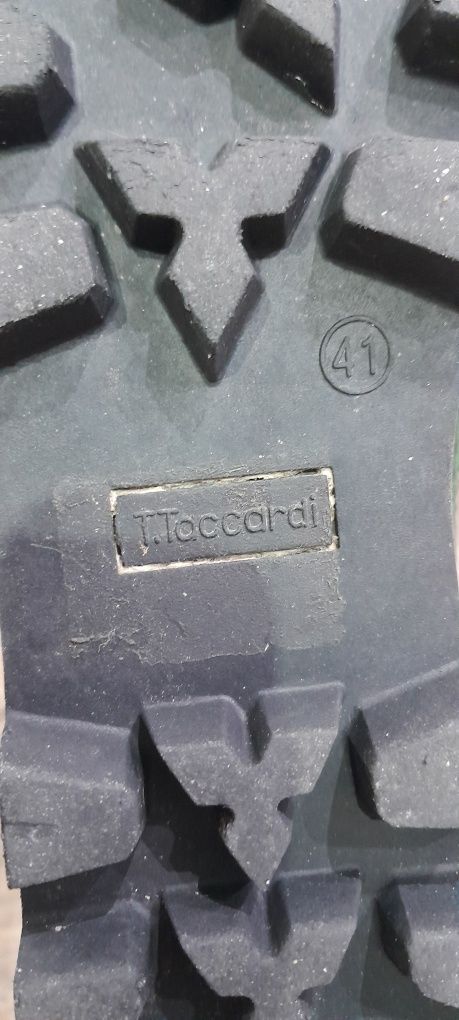 Продам зимние ботинки в хорошем срстоянии
