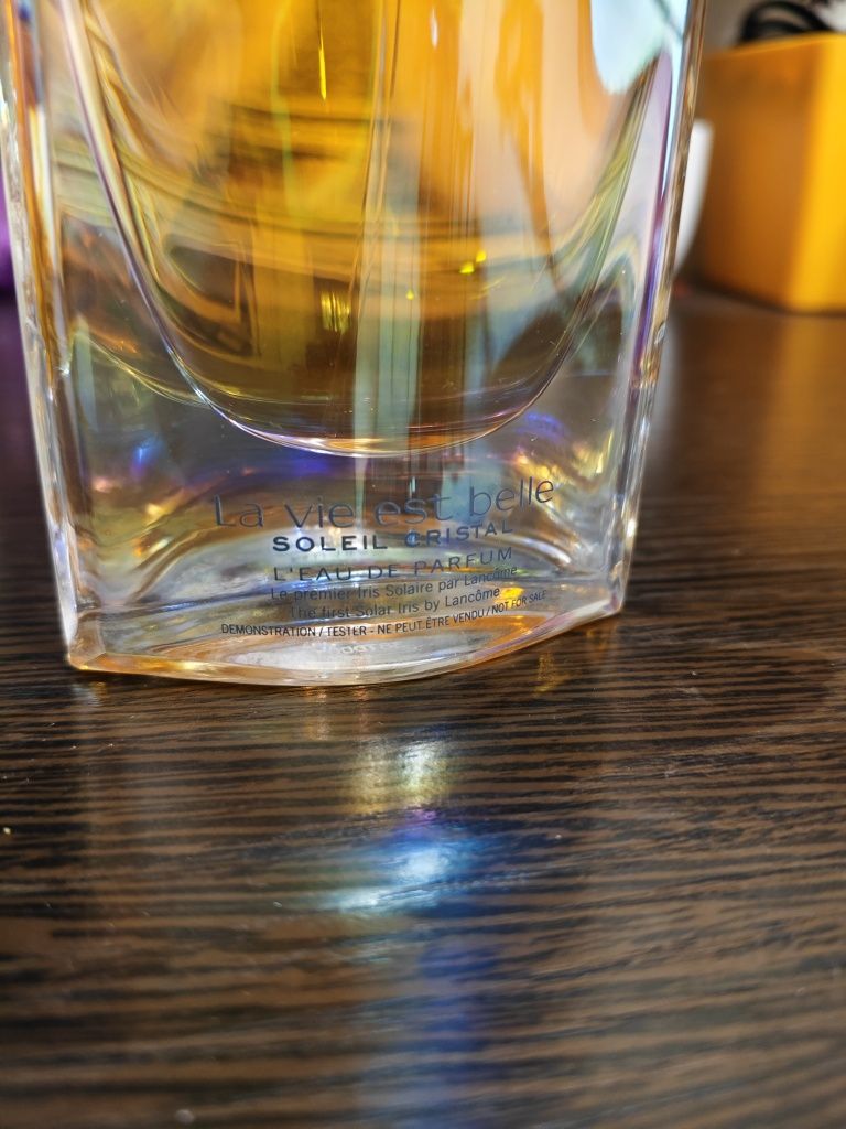 женский парфюм La Vie Est Belle Soleil Cristal Lancome