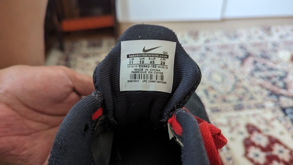 Кроссовки Nike 43 размера