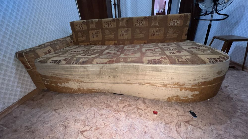 Продам диван раскладной