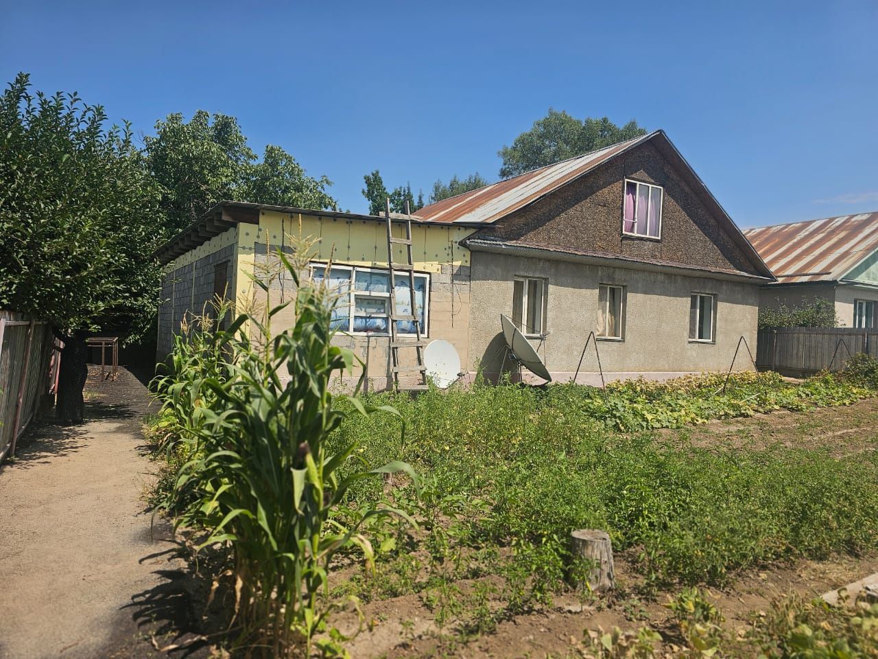 Продаётся дом В Есике