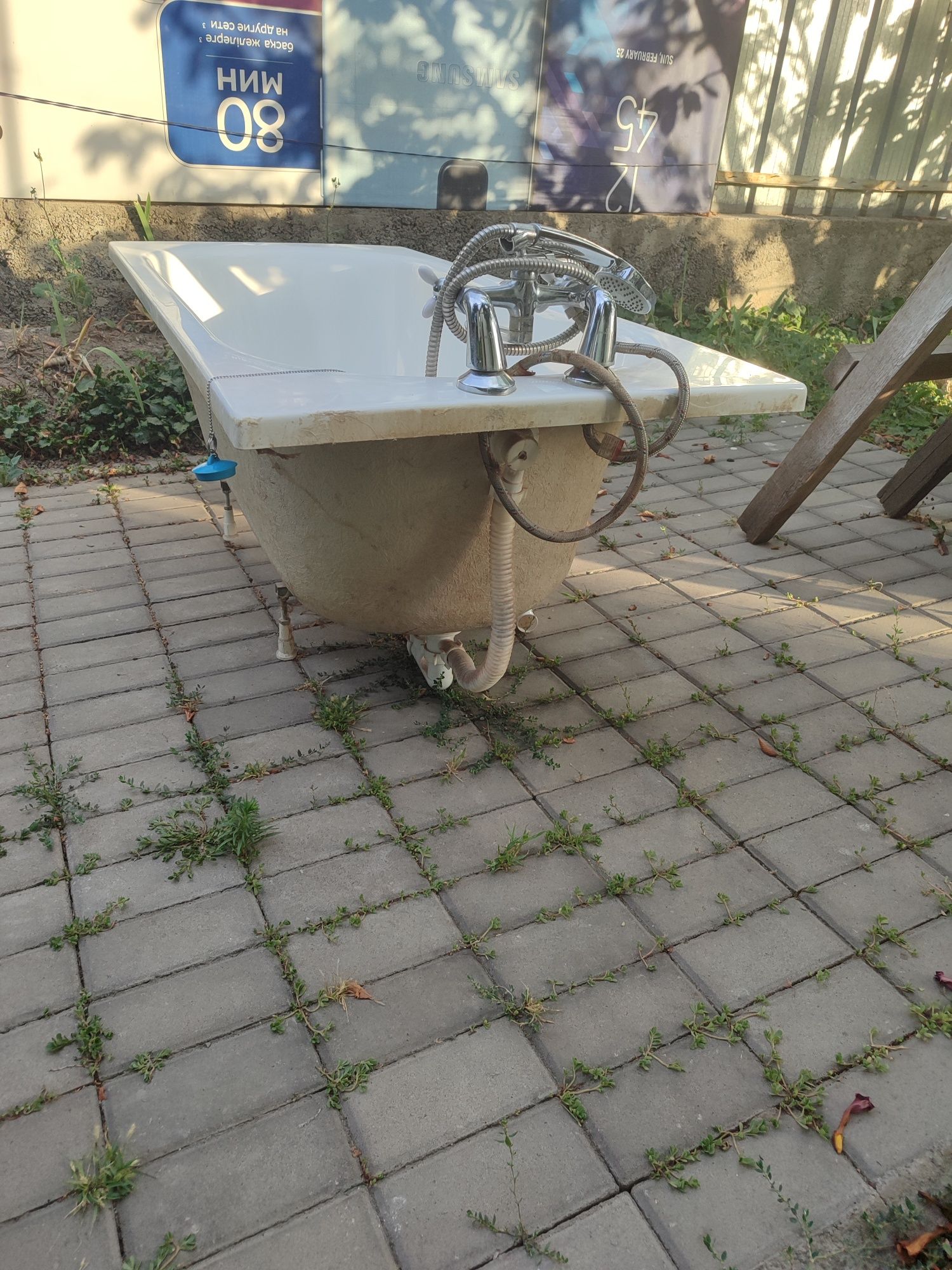 Продам ванну акриловую