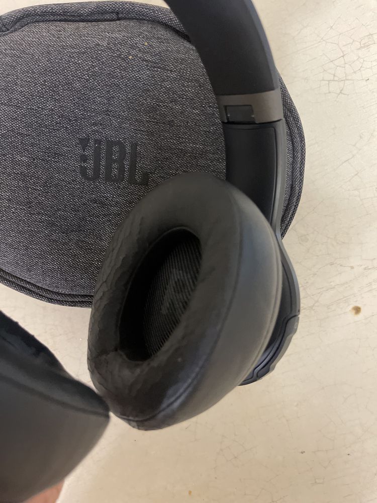 Наушники JBL elite 700