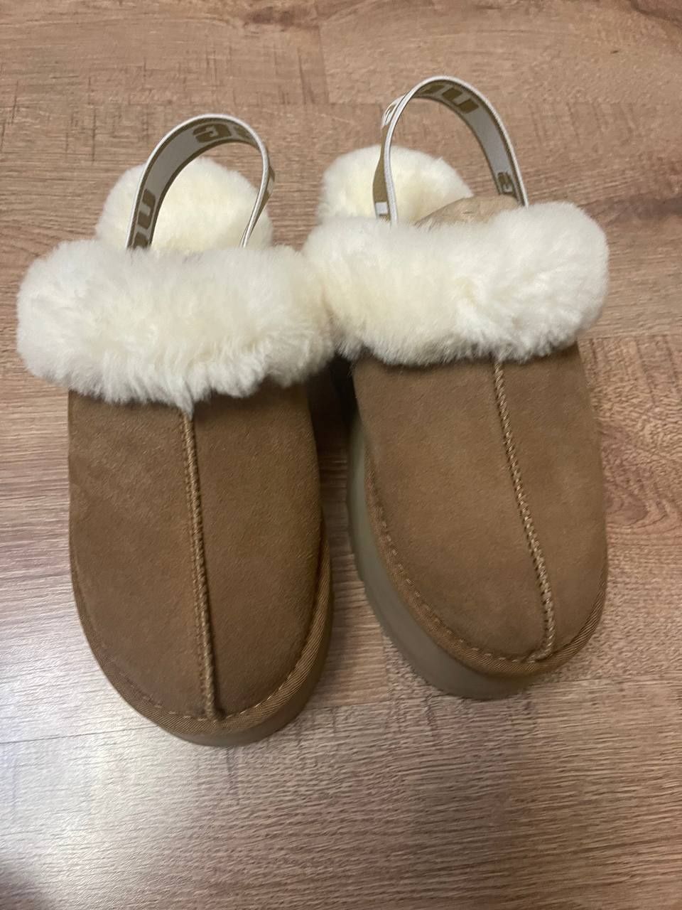 УГИ UGG натуральный мех и замша 38 размер