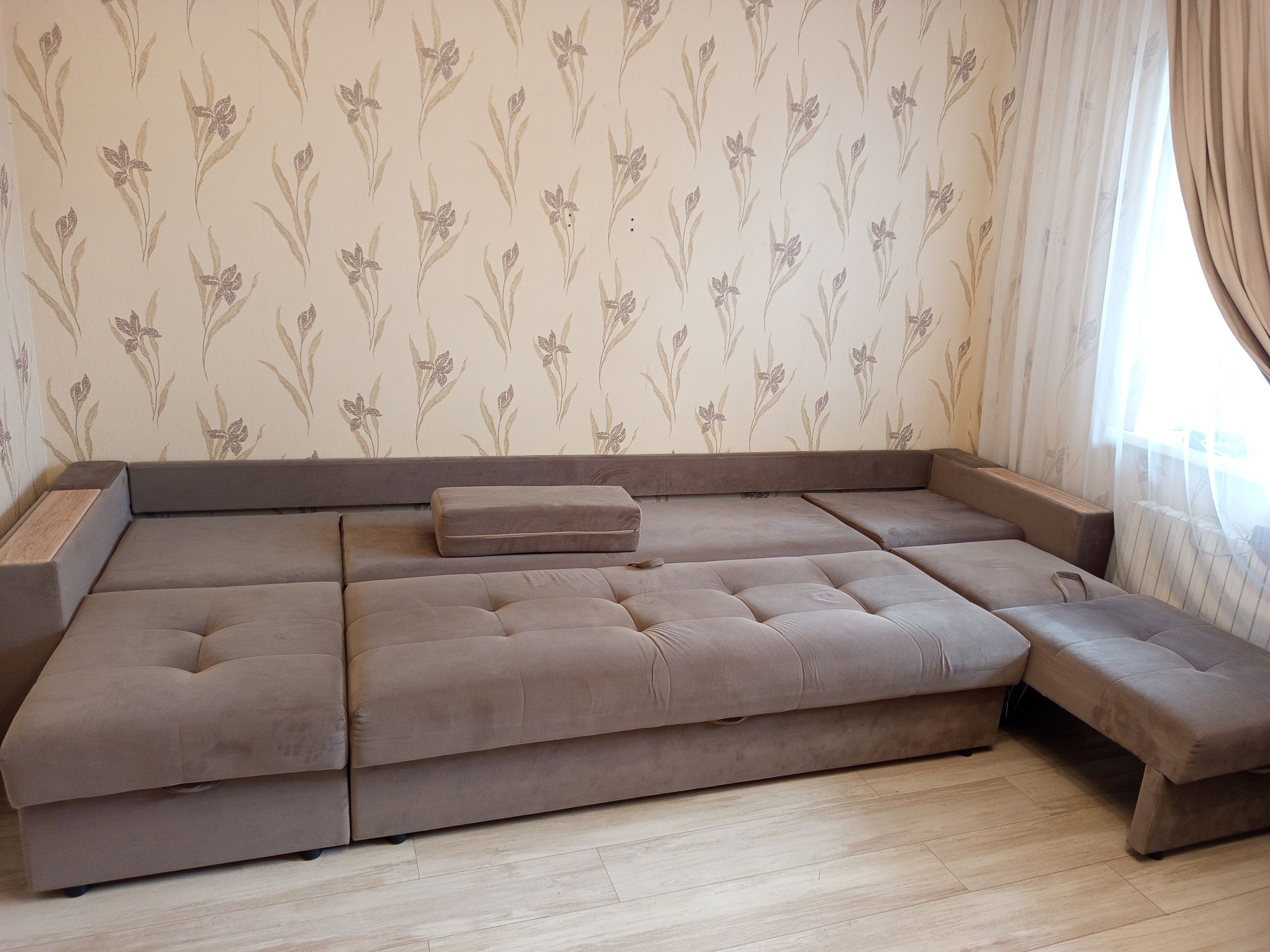 Продам диван-кровать 4 метра