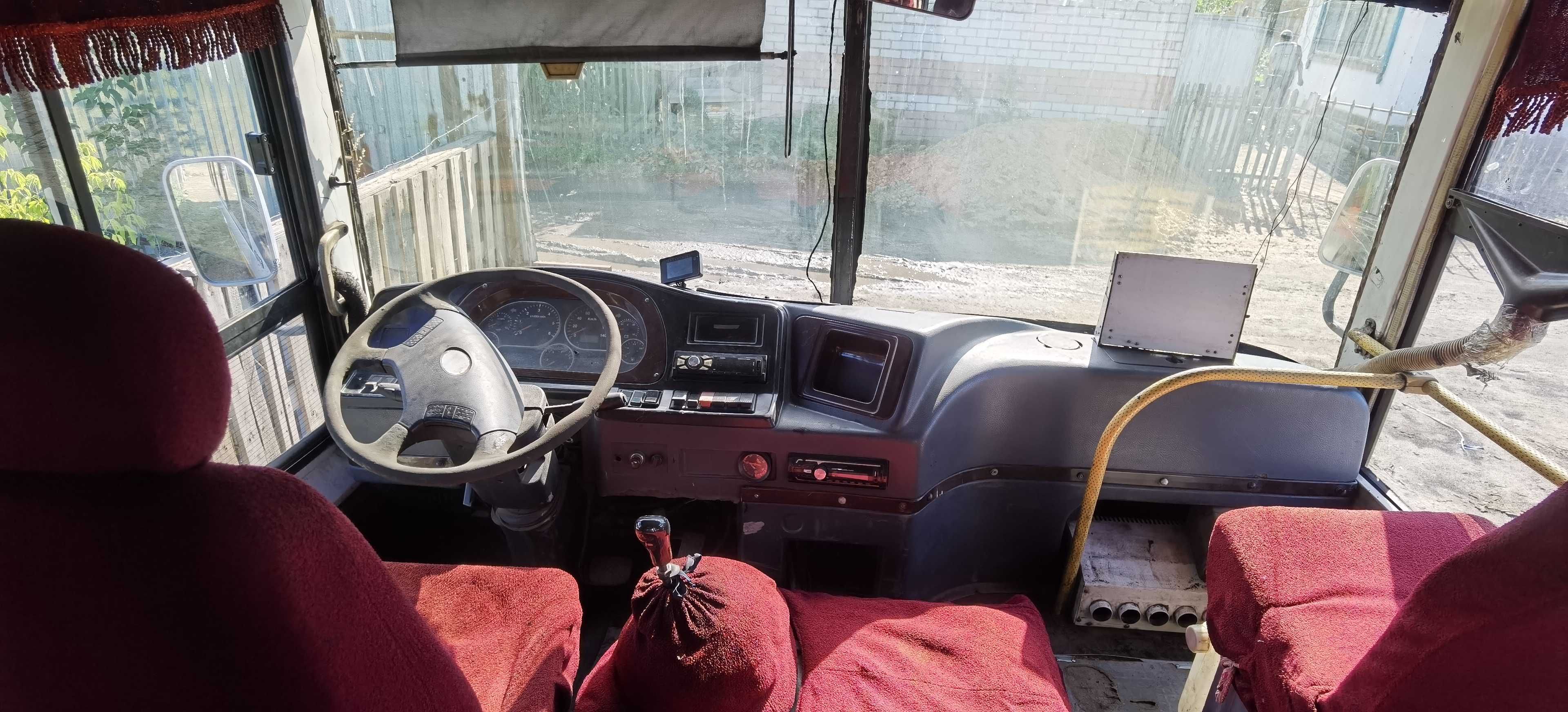 Продам автобус Шаолинь. ХТС. Мотор новый