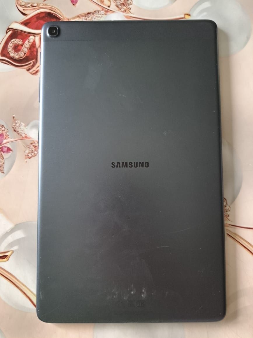 Планшет Samsung.