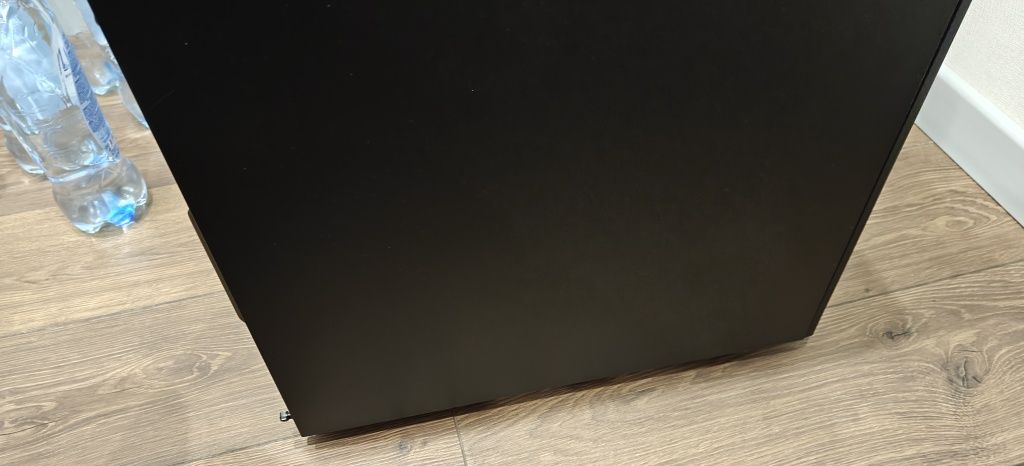 Продам кейс Be quiet pure base 600