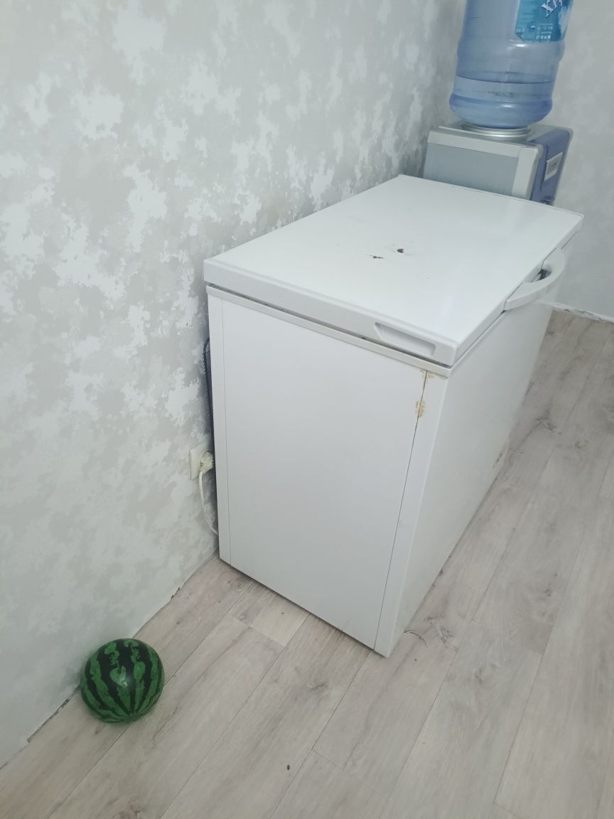 Продаётся морозильная камера