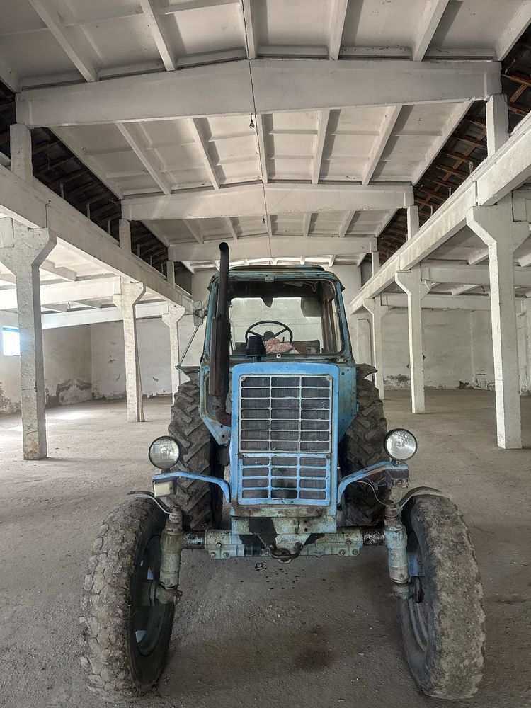 Трактор Беларус 80
