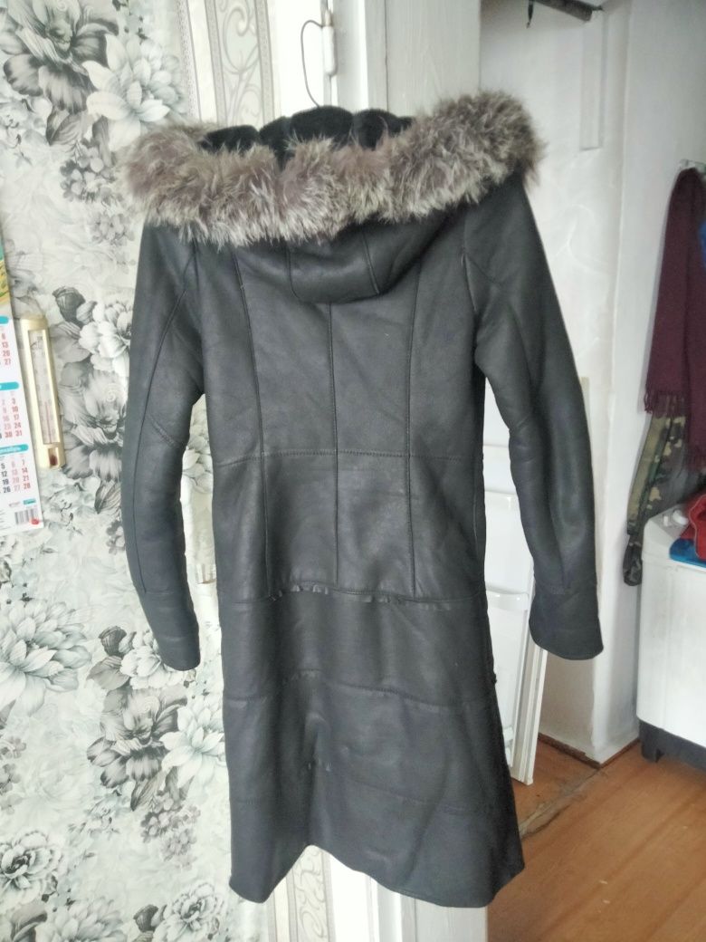 Продам шубу натуральный, , чернобуркой